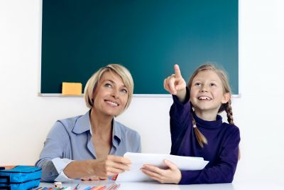 Czy nauczyciel może przyprowadzić swoje dziecko do pracy? 
