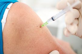 Jak usprawiedliwić nieobecność w pracy w dniu szczepienia przeciwko COVID-19?